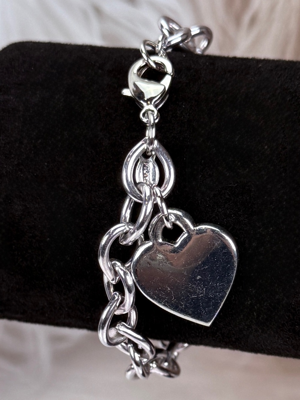 Beautiful silvertone chain with heart vintage Monet bracelet